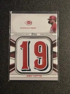 2022 Topps Joey Votto Player Jersey Number Medallion Commemorative Relics - Baseball Card Single