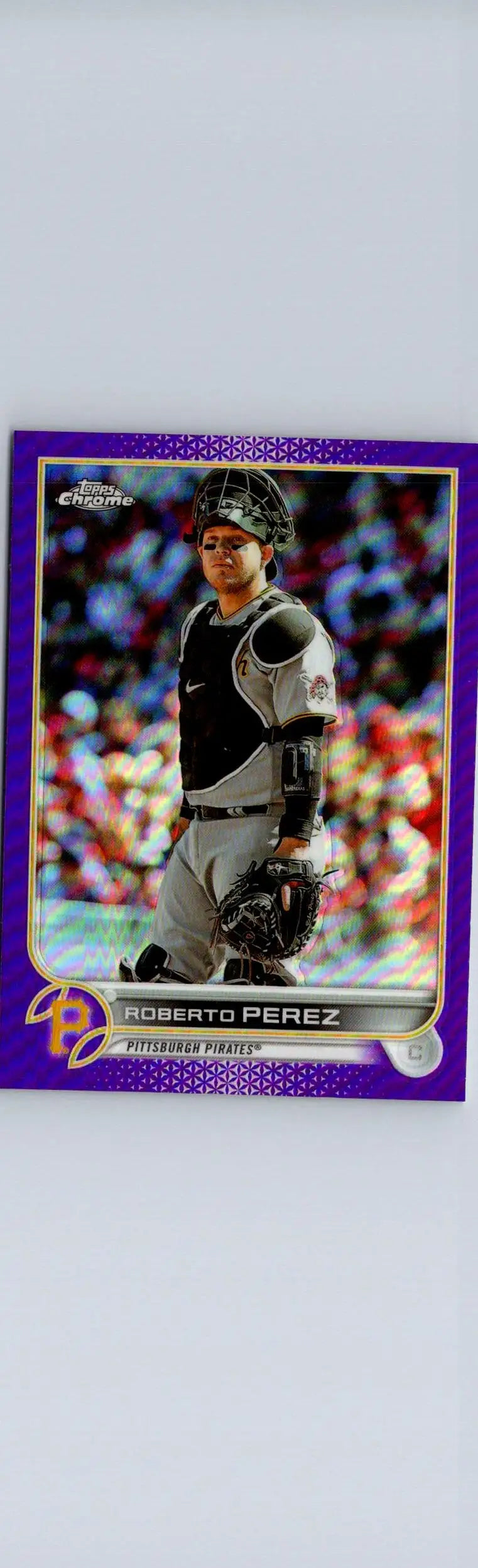 Roberto Perez baseball card 2022 Topps Update US243 Roberto Perez Purple collectible