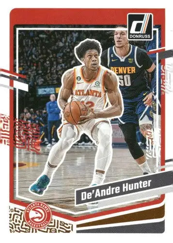 Basketball card of De’Andre Hunter with original gloss in NM-MT condition featuring Hawks team