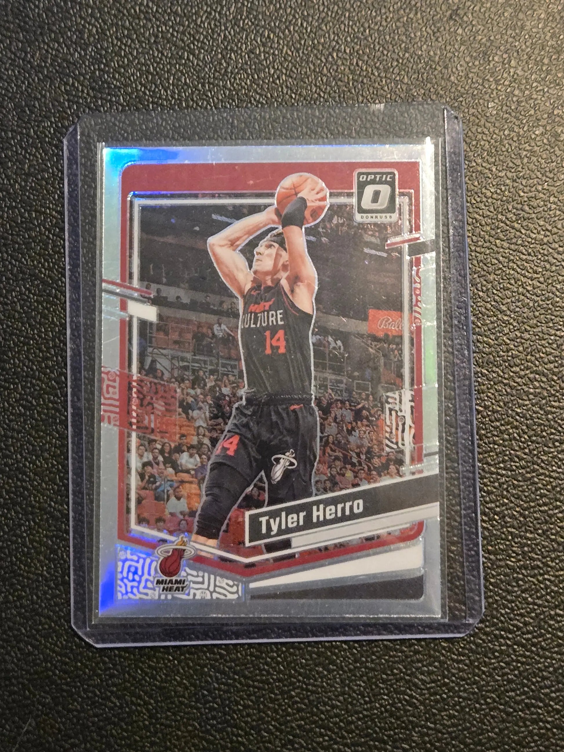 2023-24 Donruss Optic #180 Tyler Herro Holo - Basketball Card Single