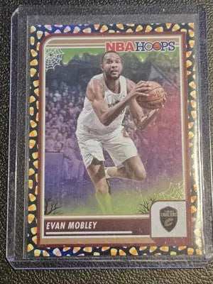 2023-24 Hoops Haunted Hoops #115 Evan Mobley Holo Candy - Basketball Card Single
