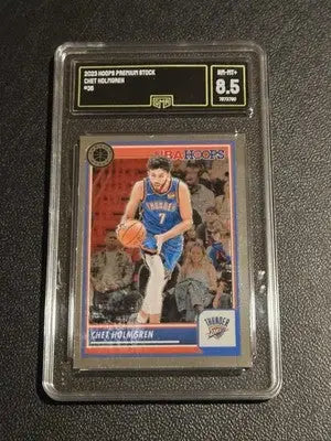 2023-24 Hoops Premium Stock #38 Chet Holmgren GMA 8.5 - Basketball Card Single