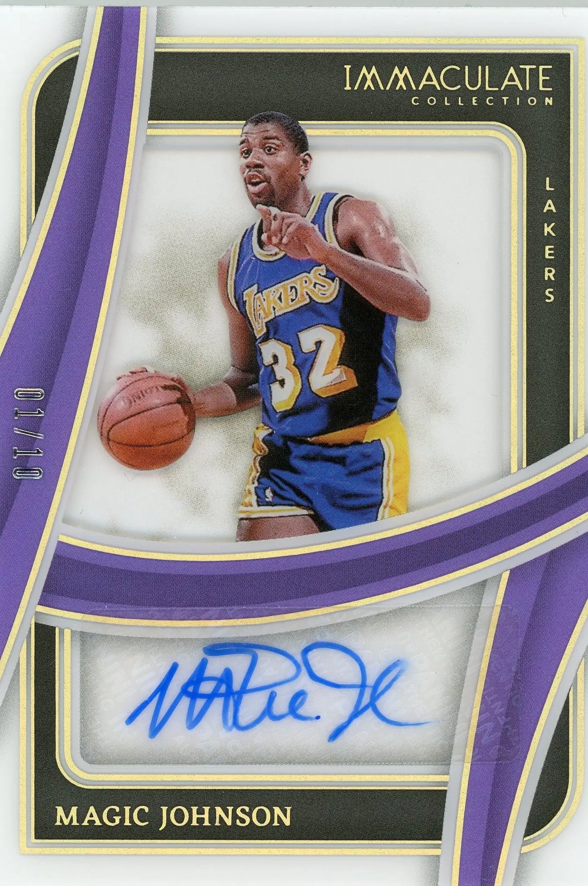 2023-24 Immaculate Magic Johnson #SBS-MGJ Shadowbox Gold Auto 01/10 HOF - Basketball Card Single