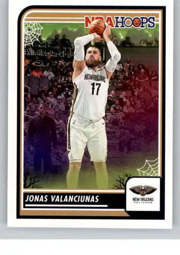 Panini Hoops Haunted Jonas Valanciunas 2022-23 NBA Hoops Halloween Prizm card