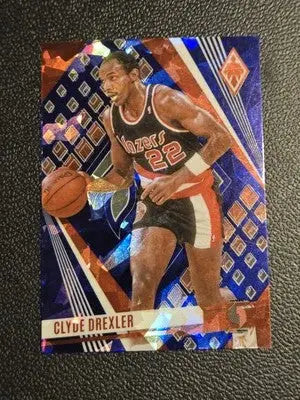 2023-24 Panini Phoenix #240 Clyde Drexler Phoenix Blue Ice - Basketball Card Single