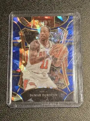 2023-24 Panini Select #391 DeMar DeRozan Blue Cracked Ice Prizms - Basketball Card Single