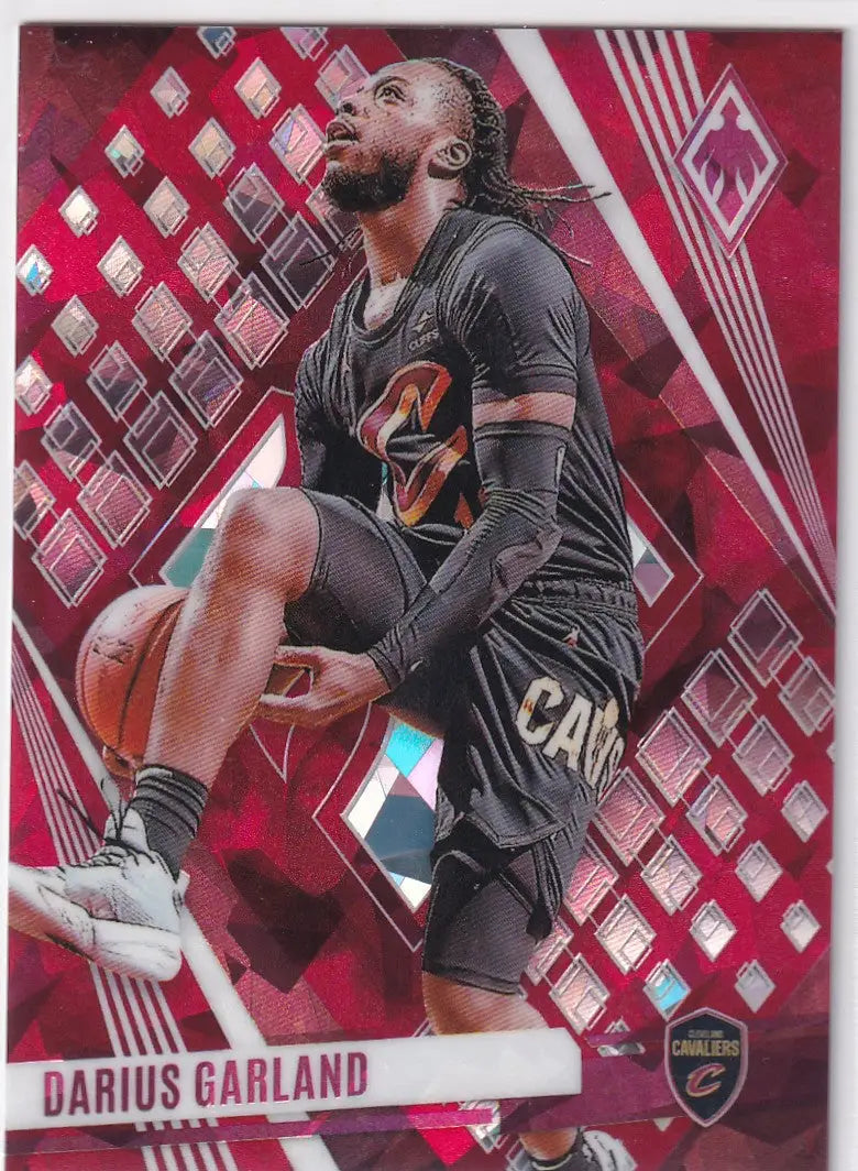 2023-24 PHOENIX #184 DARIUS GARLAND RED CRACKED ICE- CLEVELAND CAVALIERS - Basketball Card Single