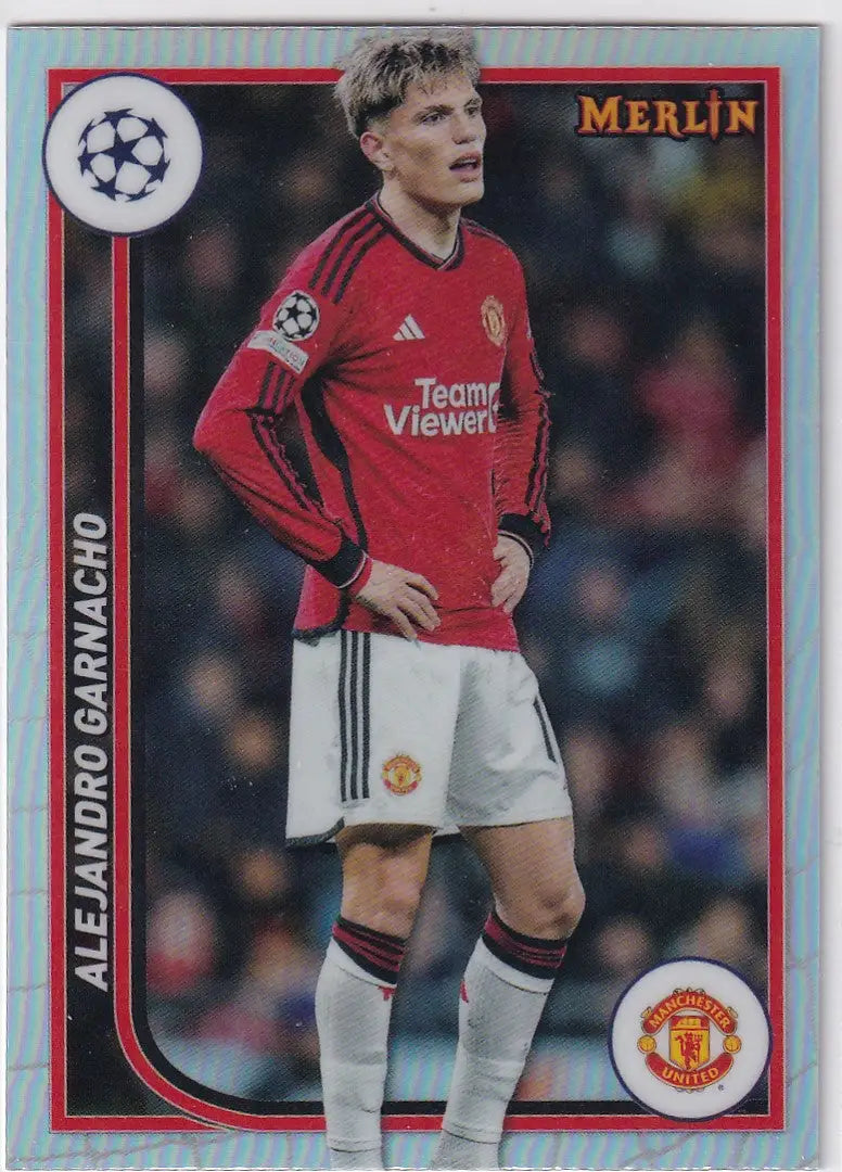Manchester United player in red TeamViewer jersey, Topps UCC Merlin Chrome Refractor card