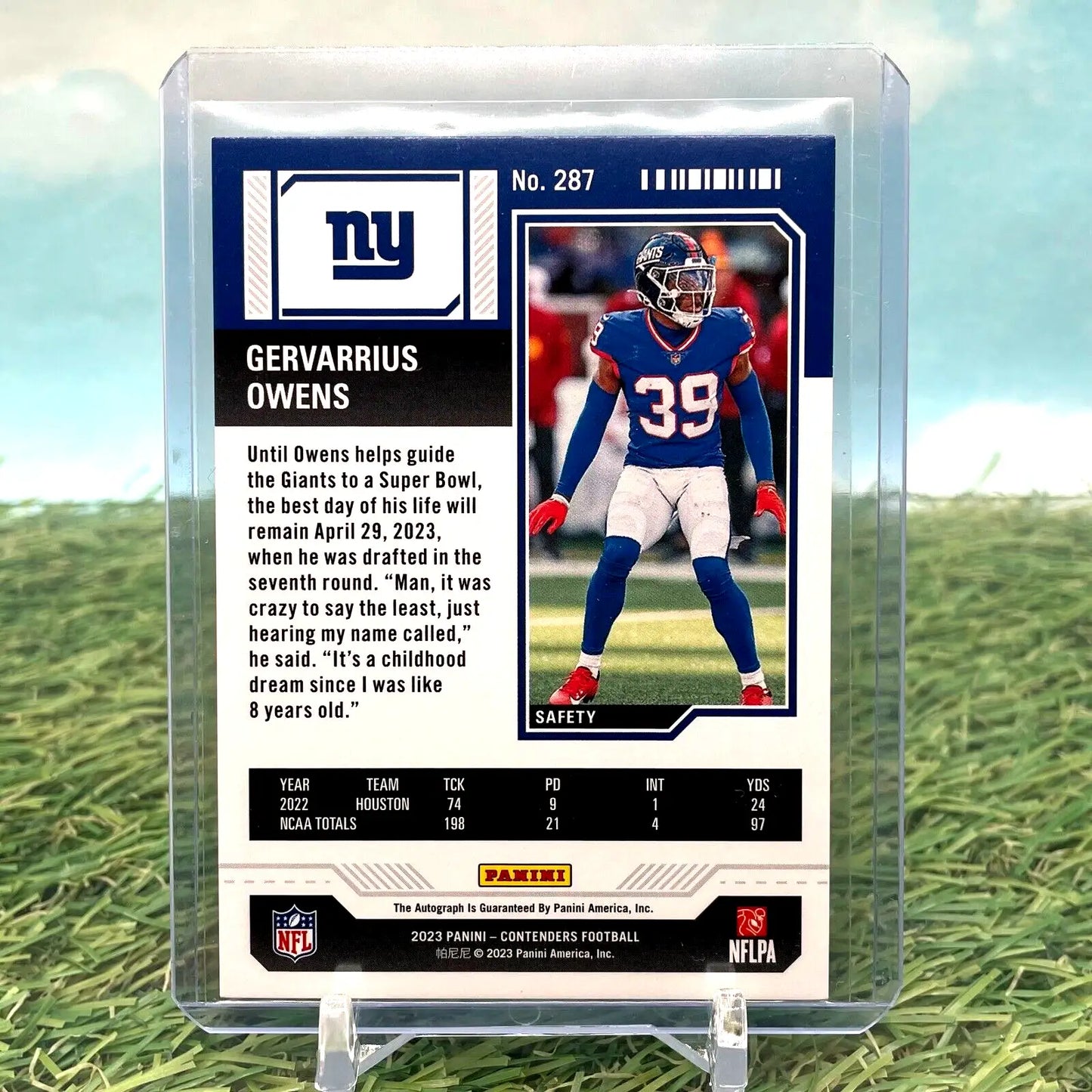 NFL trading card of Gervarrius Owens in jersey #39, 2023 Panini Contenders Rookie Ticket Auto