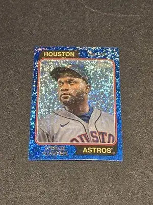 2023 Topps Heritage #304 Yordan Alvarez Chrome Blue Sparkle Refractor - Baseball Card Single