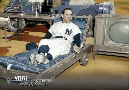 2023 Topps Stadium Club #204 Yogi Berra NM-MT Yankees ID:67907 - Baseball Card Single