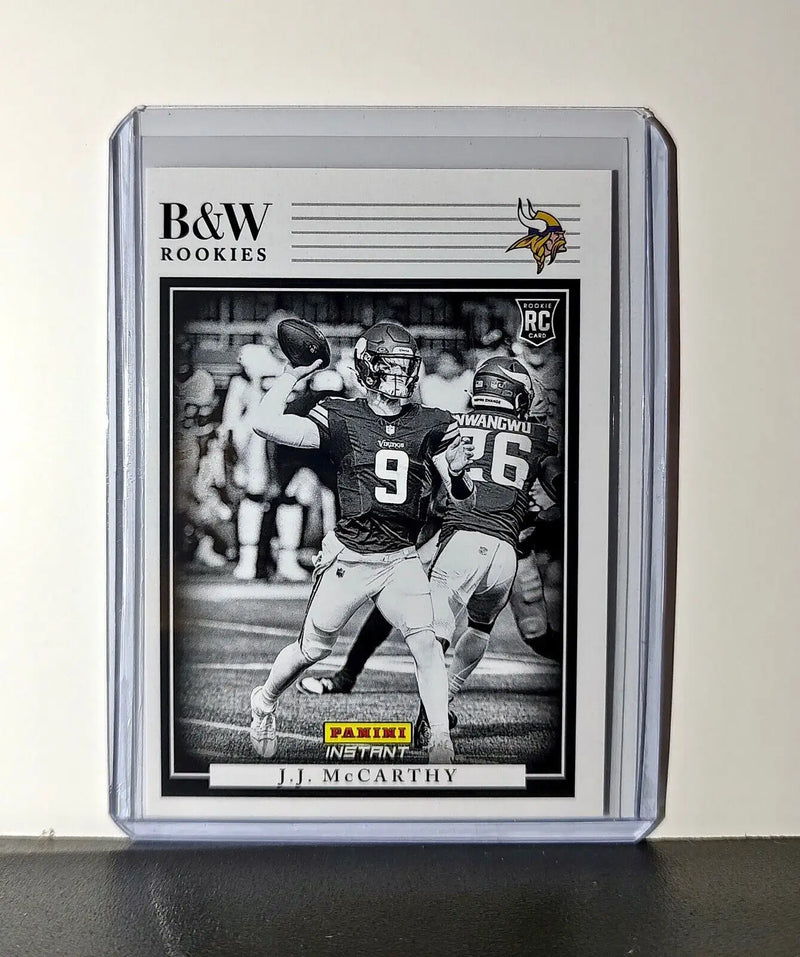 2024 Panini NFL Black & White Rookies Complete 42 Card Football Set 1 of 680
