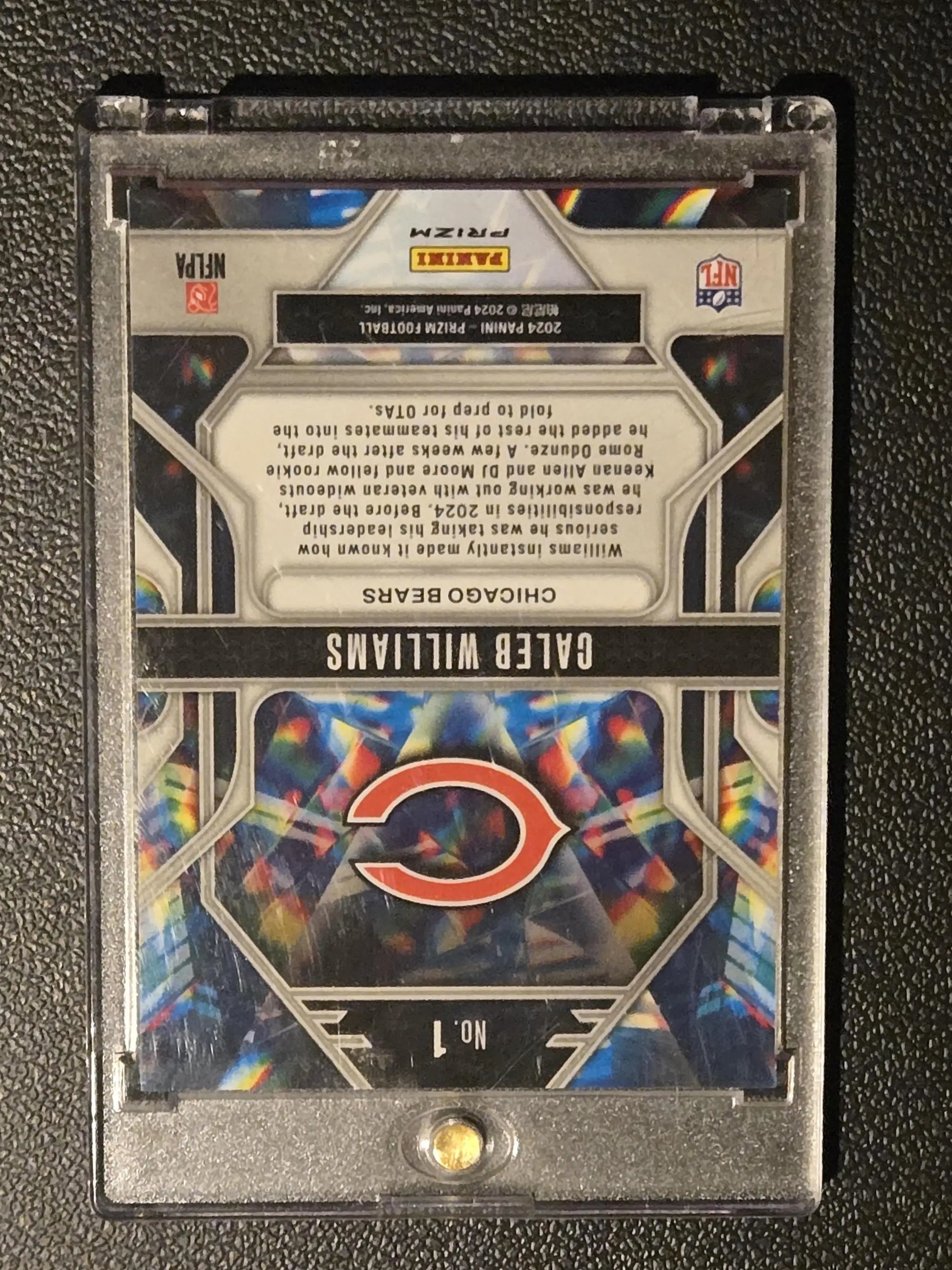 2024 Panini Prizm #1 Caleb Williams Prizmatic Wave Green Prizm - Football Card Single