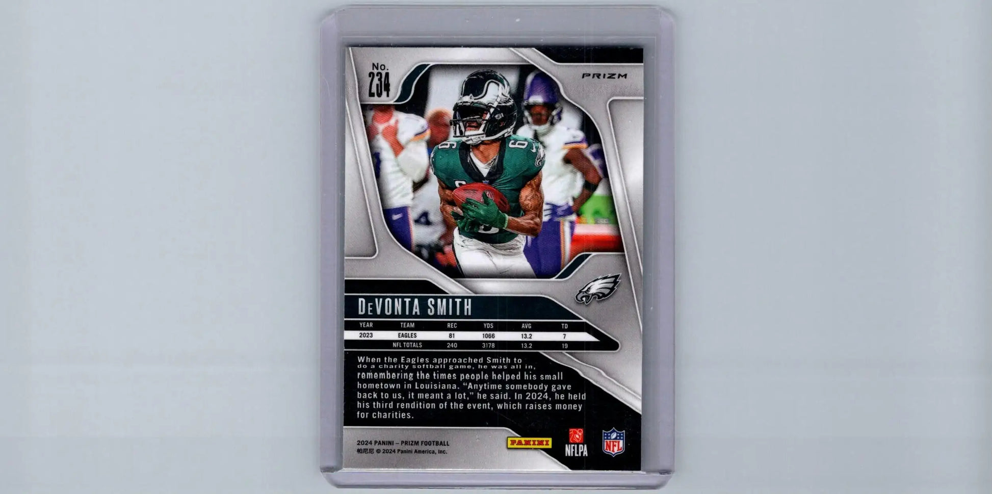 2024 Panini Prizm #234 DeVonta Smith Neon Green Pulsar - Football Card Single