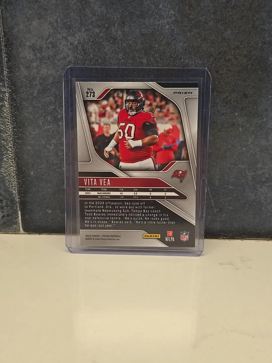 2024 Prizm Vita Vea GREEN WAVE #273 Tampa Bay Buccaneers - Football Card Single