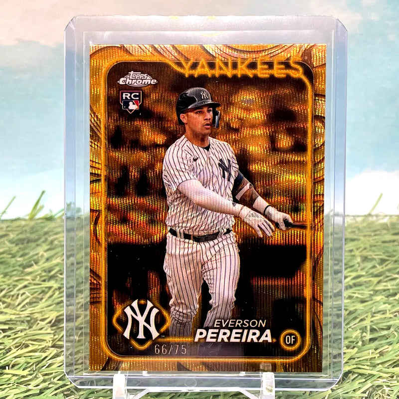 Everson Pereira Yankees baseball card from Topps Gilded Collection Gold Wave Refractor RC