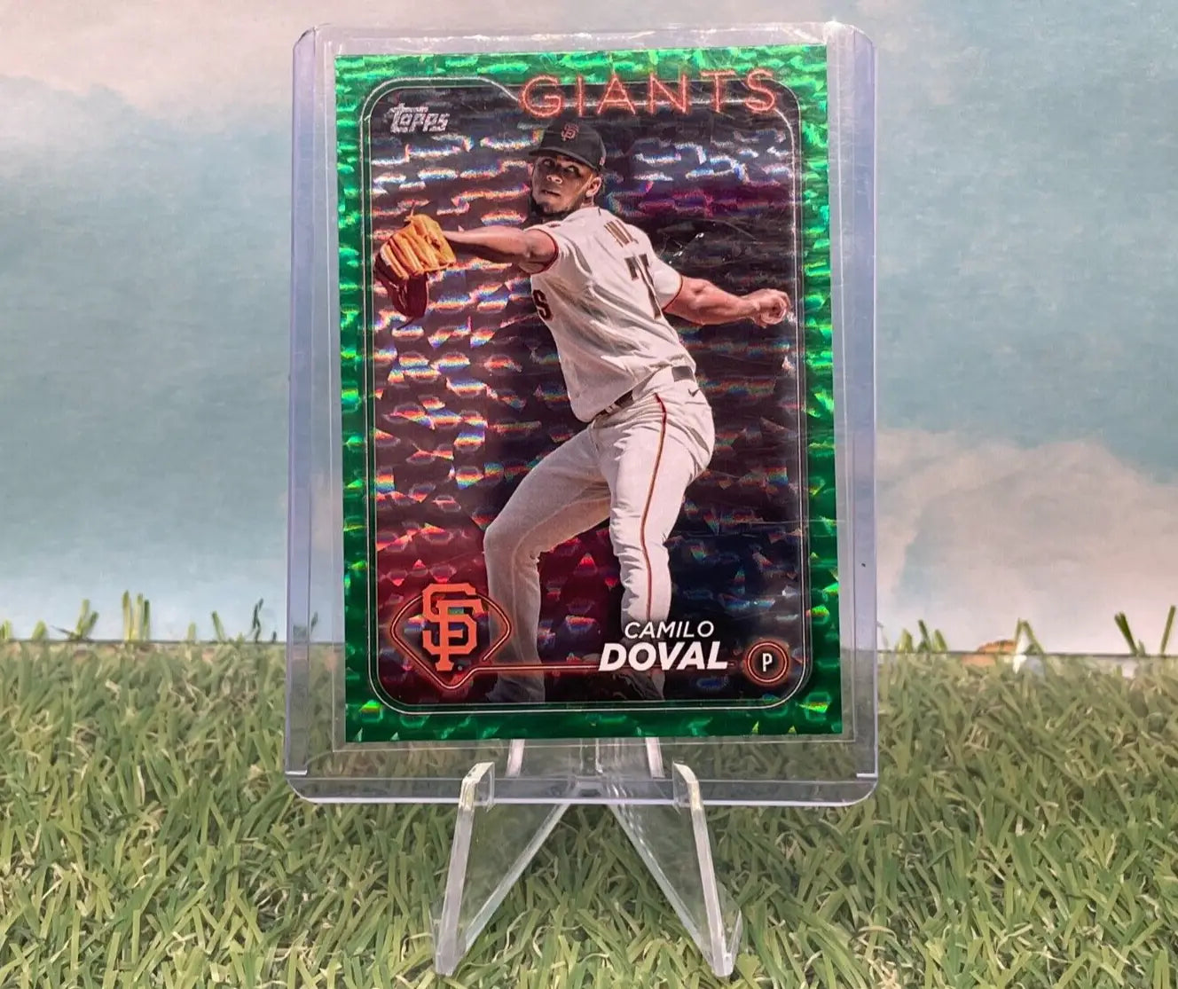2024 Topps Green Crackle Foil /499 Parallel #213 Camilo Doval -Giants - Baseball Card Single