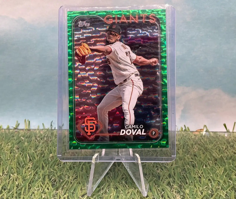 2024 Topps Green Crackle Foil /499 Parallel #213 Camilo Doval -Giants - Baseball Card Single