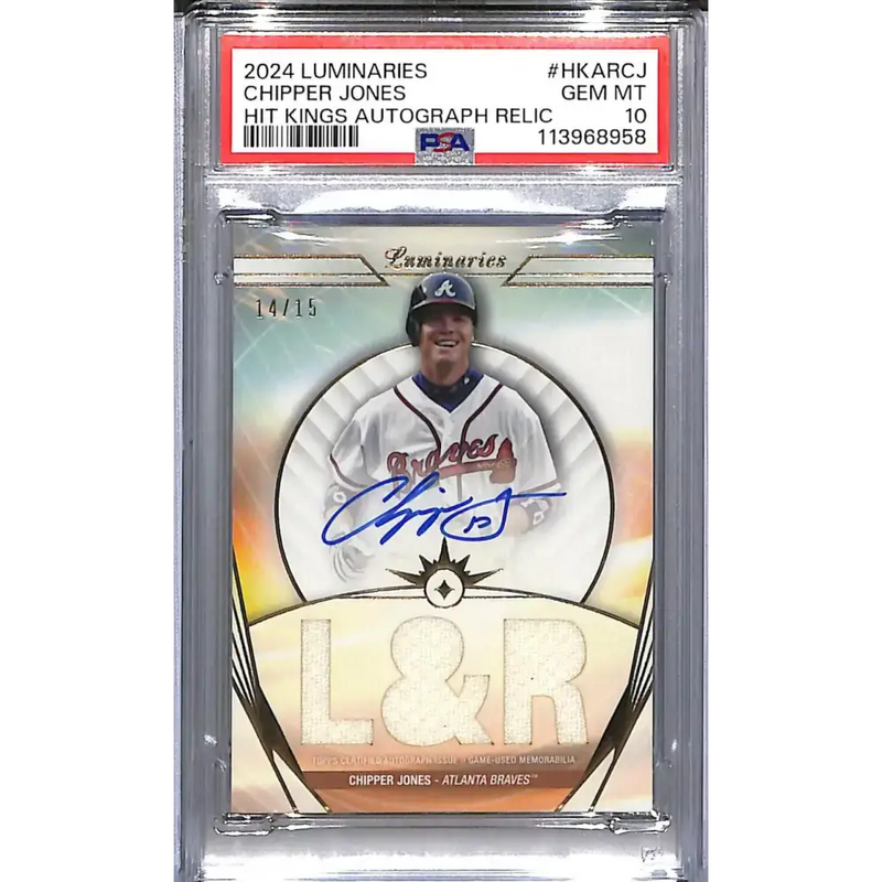 2024 Topps Luminaries Hit Kings #HKAR-CJ Chipper Jones PSA 10 GEM MINT MEM Auto 14/15 Atlanta Braves - Baseball Card