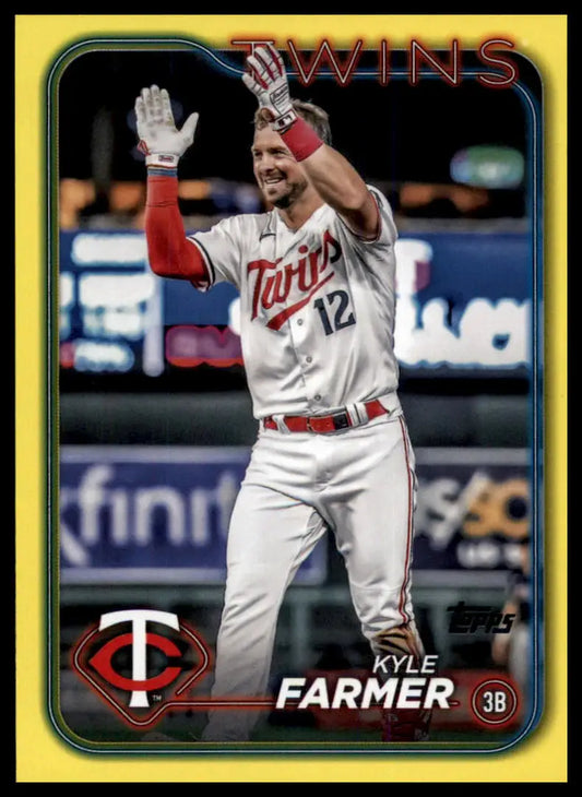 2024 Topps - Yellow Kyle Farmer 379 Minnesota Twins Baseball NM - Baseball Card Single