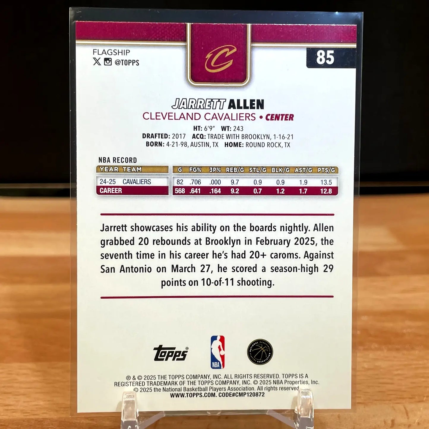 2025-26 Topps Basketball Jarrett Allen Gold /2025 Cleveland Cavaliers - Basketball Card Single