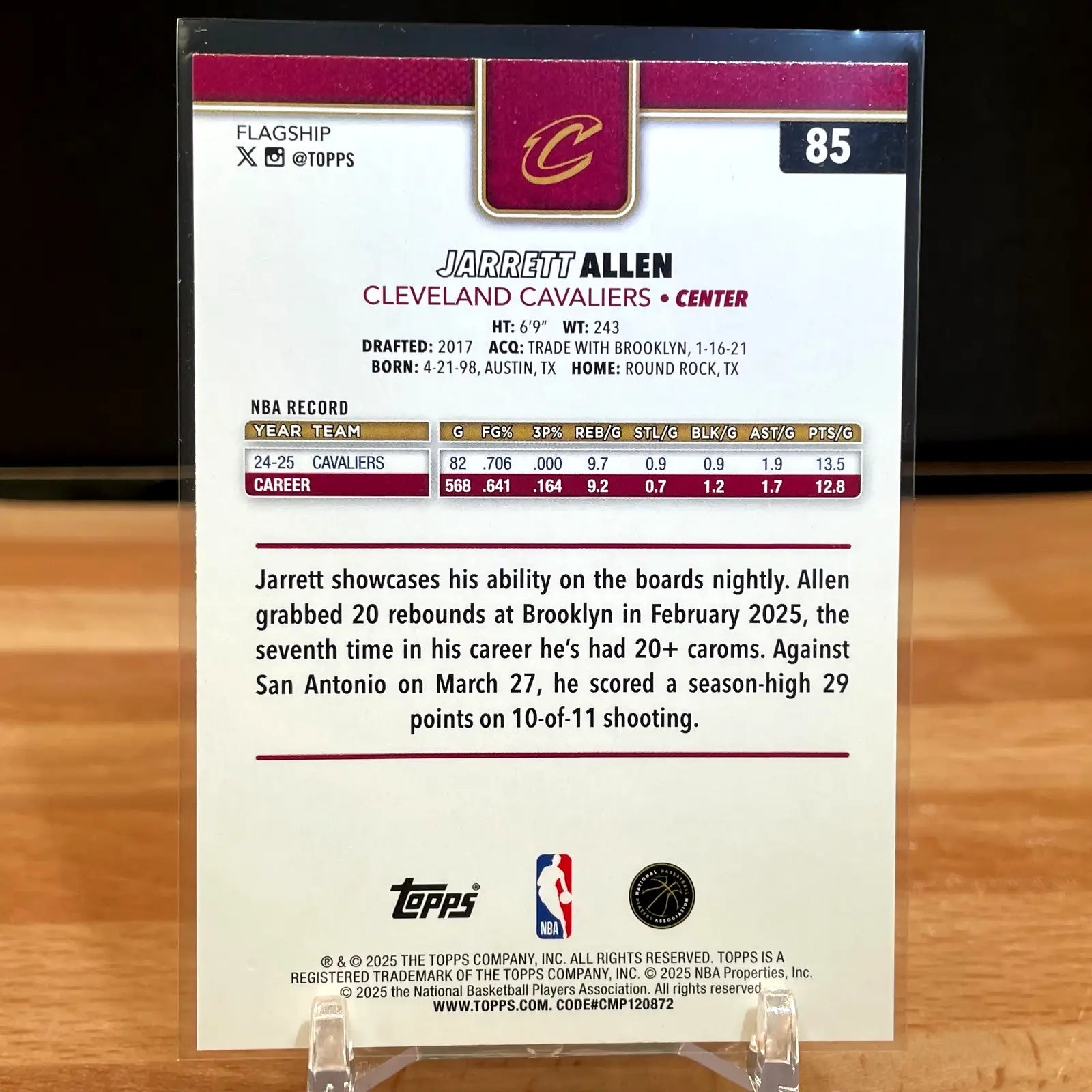 2025-26 Topps Basketball Jarrett Allen Gold /2025 Cleveland Cavaliers - Basketball Card Single