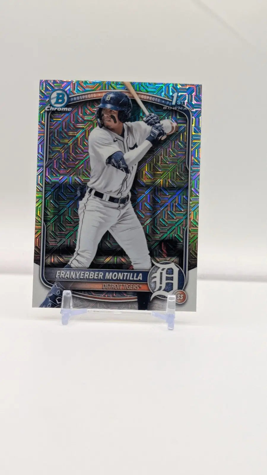Baseball trading card of Franyerber Montilla Chrome Prospects Franyerber Mojo Refractor