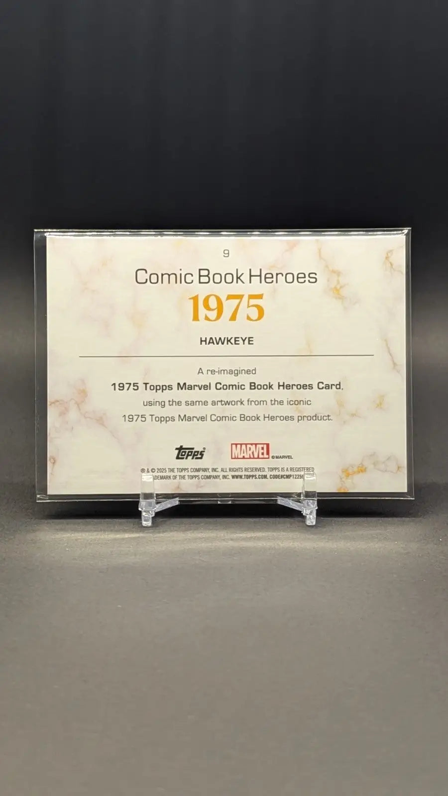 2025 Marvel Comic Book Heroes 1975 Golden Anniversary Hawkeye Gold /125 - Marvel Card Single