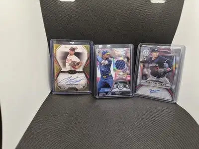 2025 Minnesota Twins Card Lot 2 autos - Baseball Card Single