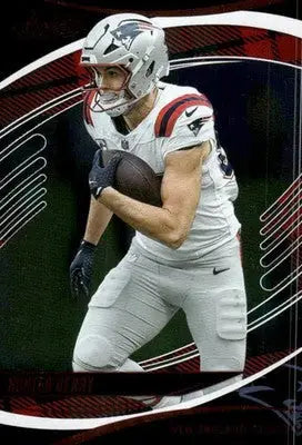 2025 Panini Absolute Football Hunter Henry #20 Football - Football Card Single