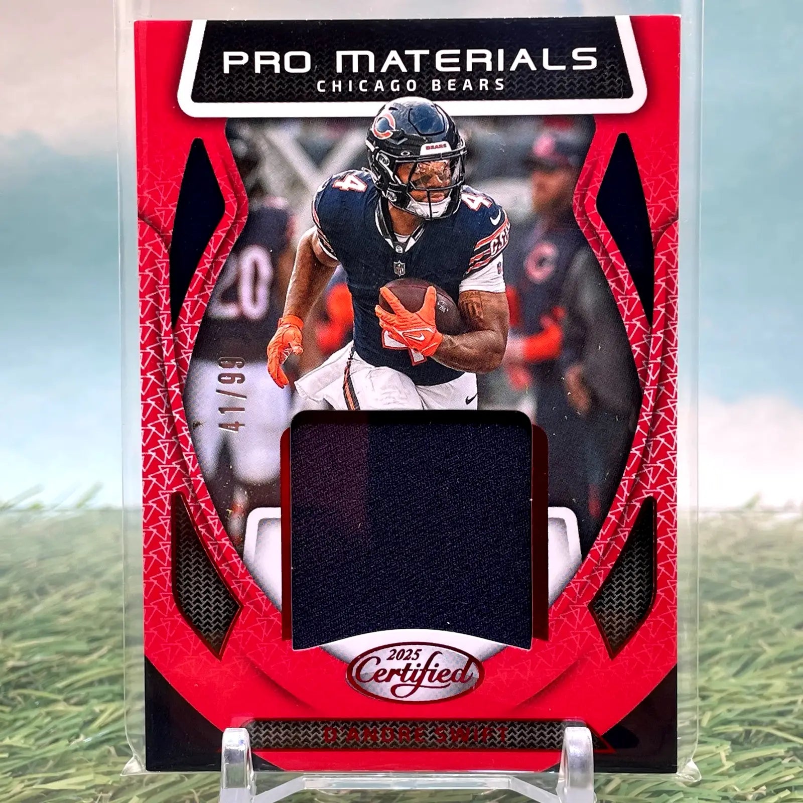 2025 Panini Certified Pro Materials D’Andre Swift #PM-DST Red /99 CG26 - Football Card Single