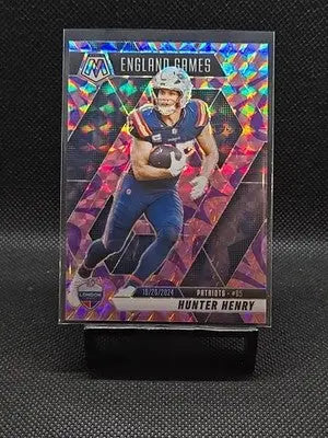 2025 Panini Mosaic - Hunter Henry #262 Purple Reactive - International Games - Football Card Single