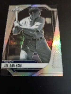 2025 Panini Prizm #180 Joe DiMaggio. New York Yankees. NRMT+ - Baseball Card Single