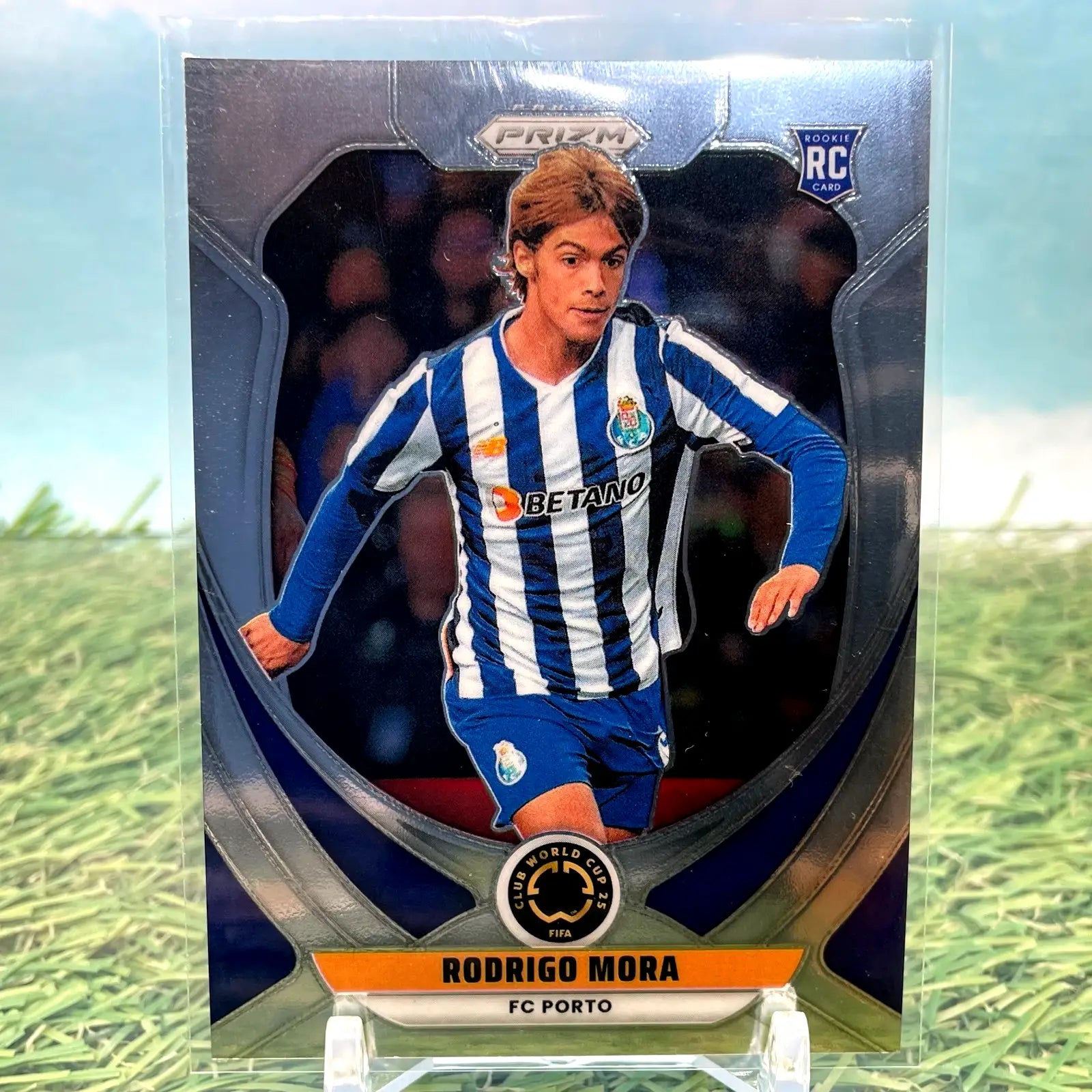 2025 Panini Prizm FIFA Club World Cup #98 Rodrigo Mora FC Porto ROOKIE (RC) - Soccer Card Single