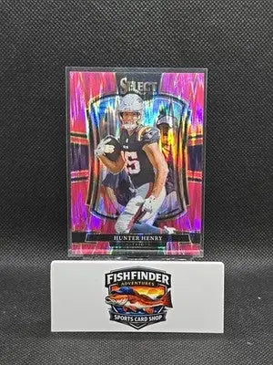 2025 Panini Select - Premier Level Hunter Henry #180 Pink Shock Prizm - Football Card Single