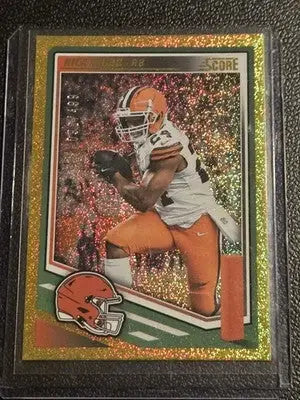 2025 Score #19 Nick Chubb Dots Gold #/499 - Football Card Single