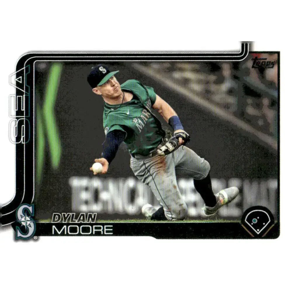 2025 Topps #105 Dylan Moore NM-MT Seattle Mariners Baseball Card - Baseball Card Single