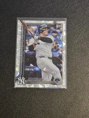 2025 Topps #14 Anthony Rizzo Diamante Foil - Baseball Card Single