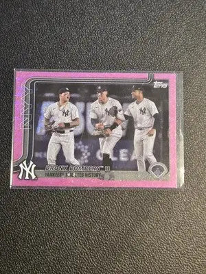 2025 Topps #184 Bronx Bombers II: Yankees Trio Eyes History Pink Holo Foil - Baseball Card Single