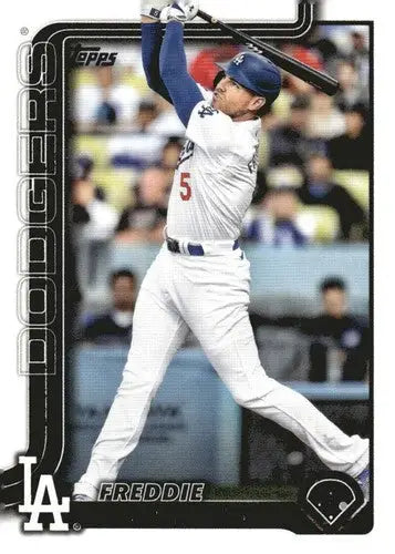Baseball trading card featuring Freddie Freeman of the Dodgers with original gloss NM-MT