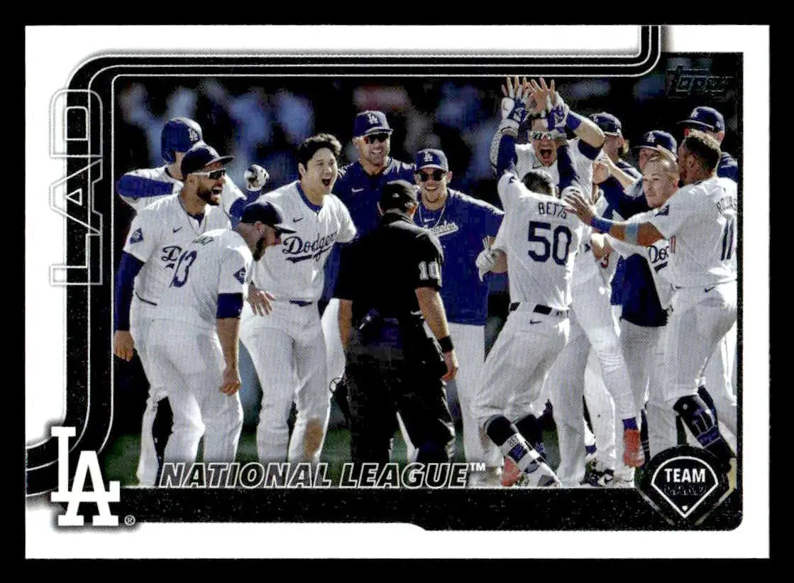 2025 Topps #302 Los Angeles Dodgers - Baseball Card Single