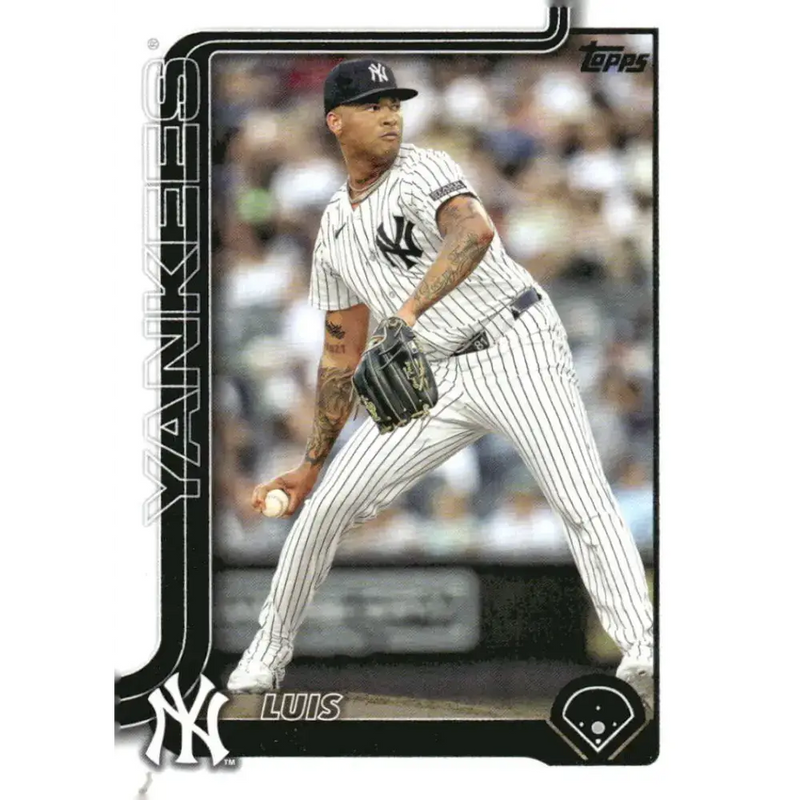 2025 Topps #321 Luis Gil NM-MT New York Yankees Baseball Card - Baseball Card Single