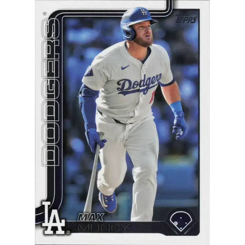 2025 Topps #378 Max Muncy NM-MT Los Angeles Dodgers Baseball Card - Baseball Card Single