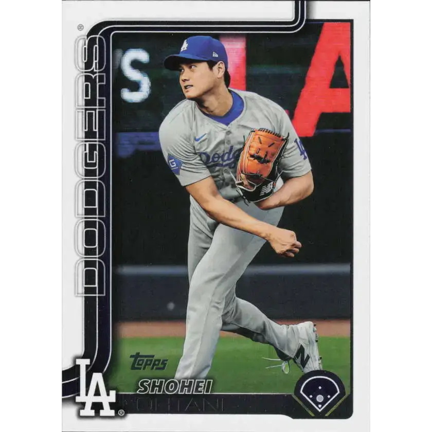 2025 Topps #400 Shohei Ohtani NM-MT Los Angeles Dodgers Baseball Card