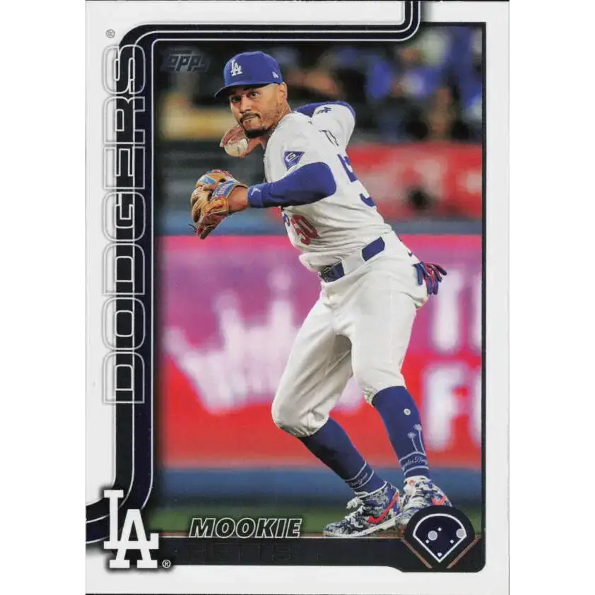 2025 Topps #500 Mookie Betts NM-MT Los Angeles Dodgers Baseball Card - Baseball Card Single