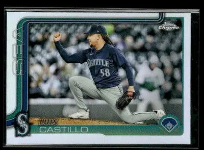 2025 Topps #73 Luis Castillo Refractor - Baseball Card Single