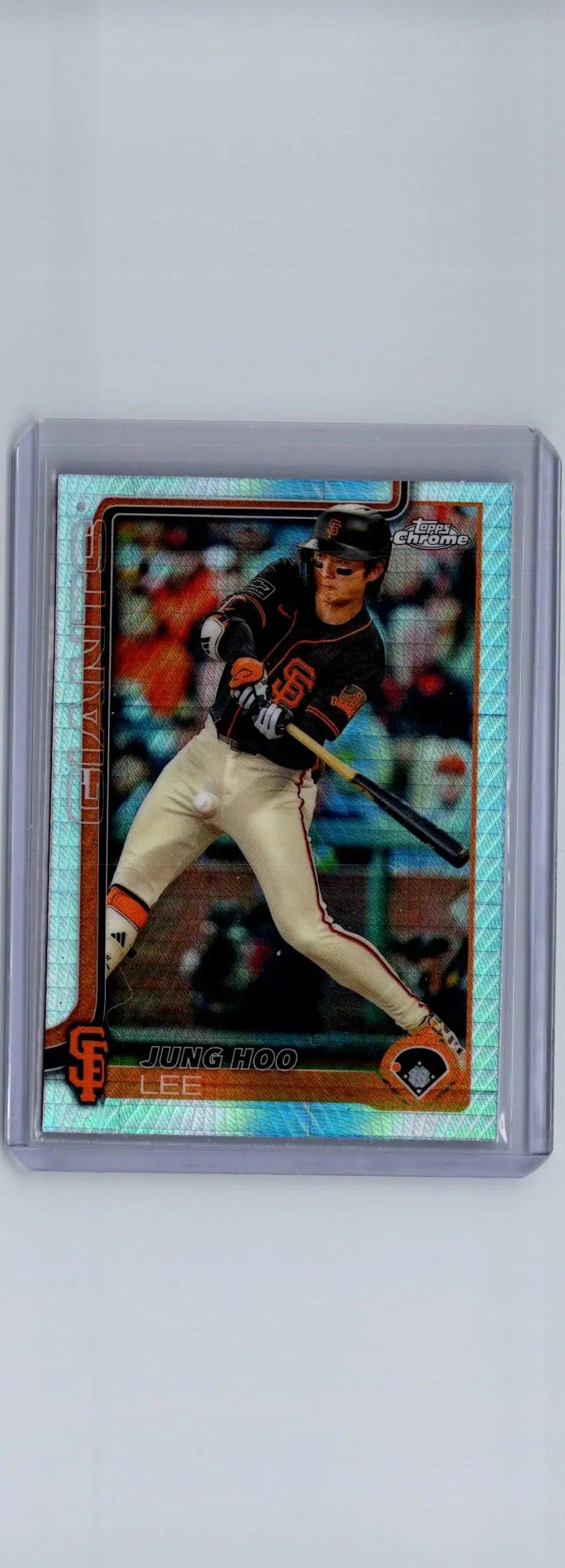 2025 Topps Chrome Jung Hoo Lee baseball trading card featuring San Francisco Giants player batting