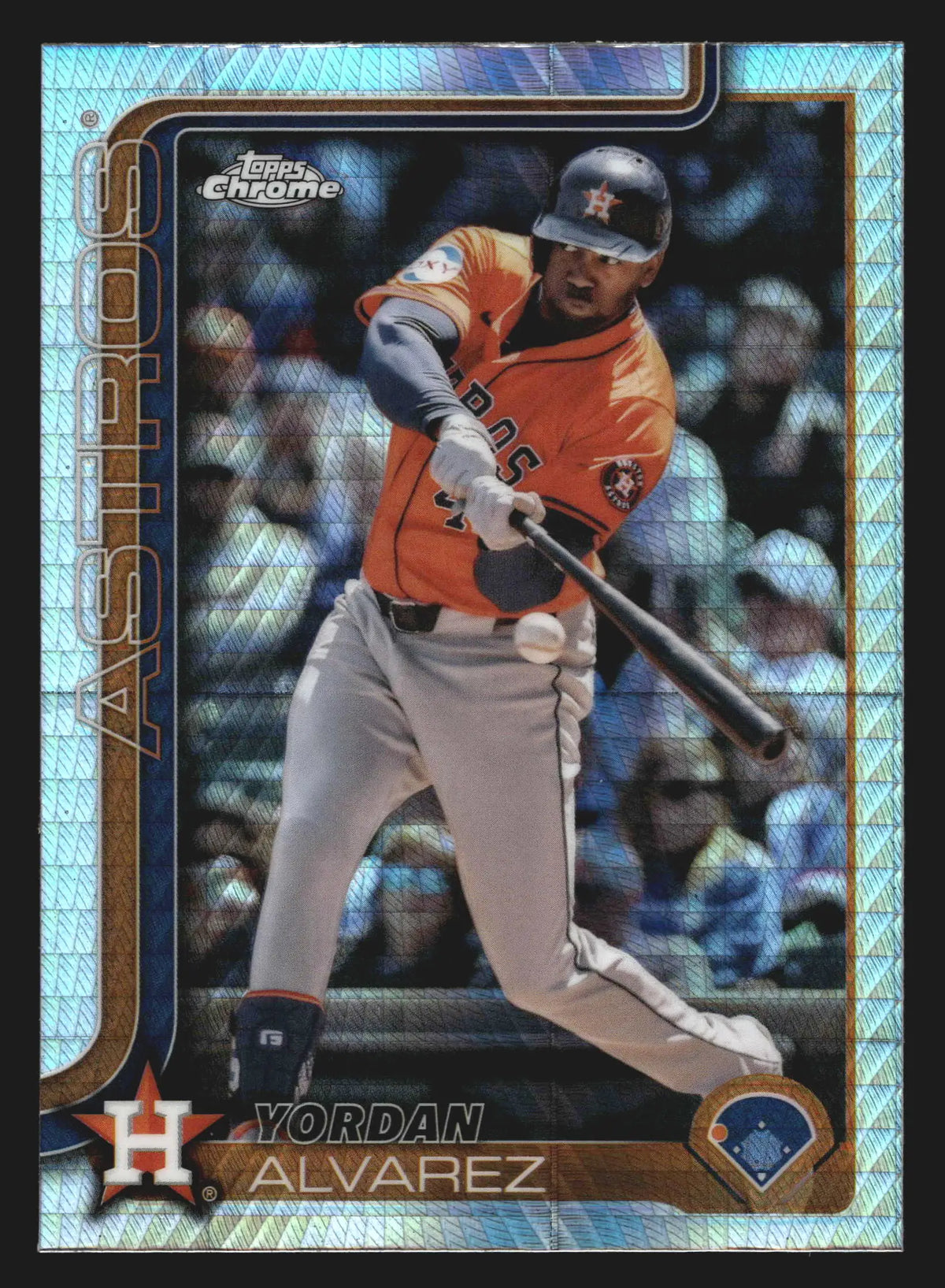 2025 Topps Chrome #267 Yordan Alvarez Prism Refractor - Baseball Card Single