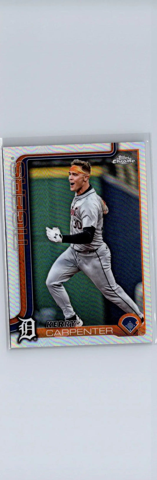 Baseball trading card of Kerry Carpenter of the Detroit Tigers from 2025 Topps Chrome Refractors