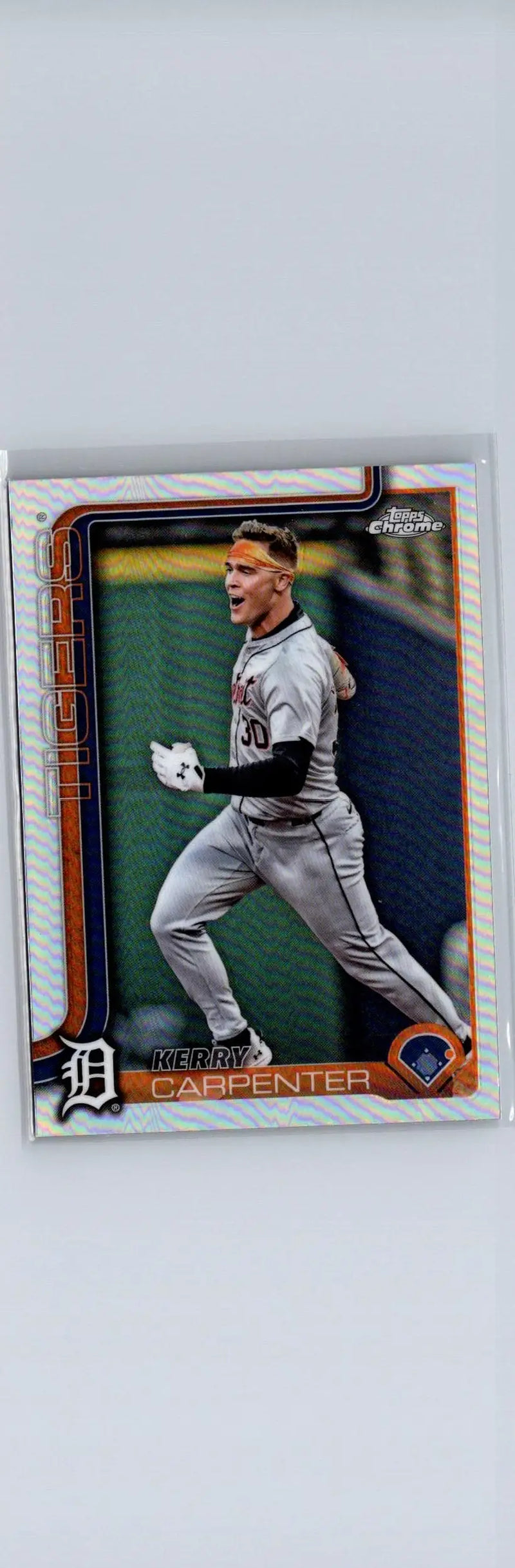 Baseball trading card of Kerry Carpenter of the Detroit Tigers from 2025 Topps Chrome Refractors